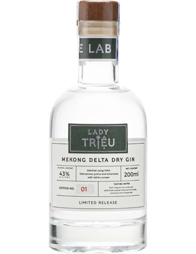 Lady Triệu – Mekong Delta Dry Gin